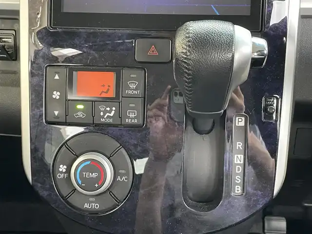 ダイハツ タント カスタムRSトップED VS SAⅢ 宮城県 2019(平31)年 18万km パールホワイトⅢ /ワンオーナー//4WDターボ//純正8インチメモリナビ//CD/DVD/SD/BT/USB/フルセグテレビ//アラウンドビューモニター//両側パワースライドドア///ハーフレザーシート//衝突被害軽減ブレーキ//オートハイビーム//D席シートヒーター//ETC//後席サンシェード//純正ドライブレコーダー前方//スマートキーx2//純正エンジンスターター