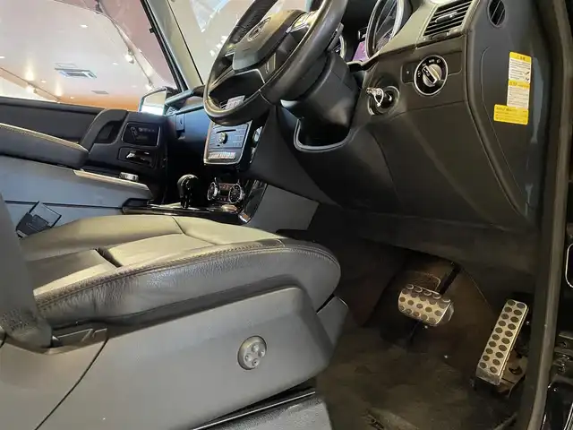 メルセデス・ベンツ ゲレンデヴァーゲン Ｇ３５０ｄ 道央・札幌 2017(平29)年 3.3万km オブシディアンブラック ラグジュアリーパッケージ/　・スライディングルーフ/　・本革シート/　・前後シートヒーター/harman/kardonサラウンド/ACC/ブラインドスポットアシスト/純正HDDナビ/フルセグテレビ/DVD/SD/BT/バックカメラ/パークトロニック/AppleCarPlay/AndroidAuto/アンビエントライト