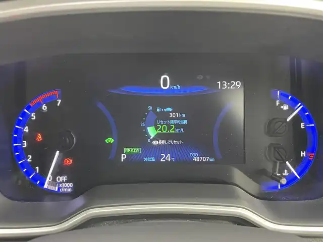 トヨタ カローラ スポーツ ハイブリッドG Z 富山県 2020(令2)年 4.9万km ホワイトパールクリスタルシャイン 純正9型ディスプレイオーディオ/（AM/FM/BT/USB/フルセグ）/バックカメラ/ドライブレコーダー/ETC/衝突被害軽減システム/レーダークルーズコントロール/レーンキープアシスト/コーナーセンサー/横滑り防止装置/アイドリングストップ/オートLEDライト/オートマチックハイビーム/フォグライト/純正フロアマット/社外アルミホイール/革巻きステアリング/ステアリングスイッチ/純正ホイール付夏タイヤ有/スマートキー/スペアキー/純正エンジンスターター有