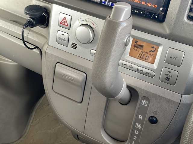 スズキ エブリィ ワゴン PZターボ スペシャル 長野県 2012(平24)年 8.7万km シルキーシルバーメタリック ４WD/ターボ/ハイルーフ/メモリナビフルセグTV/両側パワースライドドア/電動オートステップ/ETC/ドライブレコーダー/純正14インチアルミ/保証書・取説/スペアキー