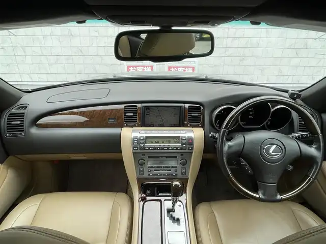 レクサス ＳＣ 430 群馬県 2006(平18)年 8万km ブラック 純正ナビ/　　ワンセグ/CD/MD/    FM/AM/AUX/マークレビンソン/クルーズコントロール/バックカメラ/茶革シート/前席パワーシート/前席シートヒーター/オートHIDライト/フォグランプ/純正18AW/純正フロアマット/ステアリングスイッチ/ETC