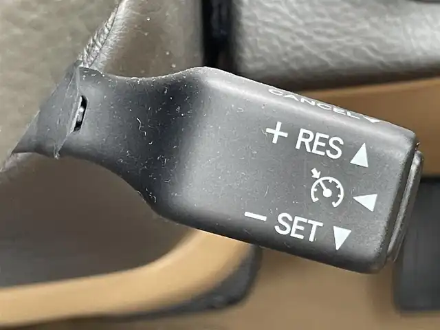 レクサス ＳＣ 430 群馬県 2006(平18)年 8万km ブラック 純正ナビ/　　ワンセグ/CD/MD/    FM/AM/AUX/マークレビンソン/クルーズコントロール/バックカメラ/茶革シート/前席パワーシート/前席シートヒーター/オートHIDライト/フォグランプ/純正18AW/純正フロアマット/ステアリングスイッチ/ETC