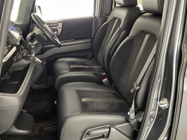 ホンダ Ｎ ＢＯＸ カスタム G EX ターボ ホンダセンシング 宮崎県 2020(令2)年 3.5万km シャイニンググレーM 禁煙車/ホンダセンシング/純正8型ナビTV/（VXU-207NBi/CD/DVD/Bluetooth/FMAM/フルセグTV)/純正バックカメラ/純正ビルトインETC/純正15インチアルミ/純正LEDオートライト/純正LEDフォグ/純正エアロ/純正ルーフエンドスポイラー/純正フロアマット/両側電動スライドドア/アダプティブクルーズコントロール/レーンディパーチャーアラート/オートマチックハイビーム/クリアランスソナー/オートエアコン/助手席スーパーロングスライドシート/前席シートヒーター/ハーフレザーシート/スマートキー/プッシュエンジンスタート/新車時保証書/取扱い説明書