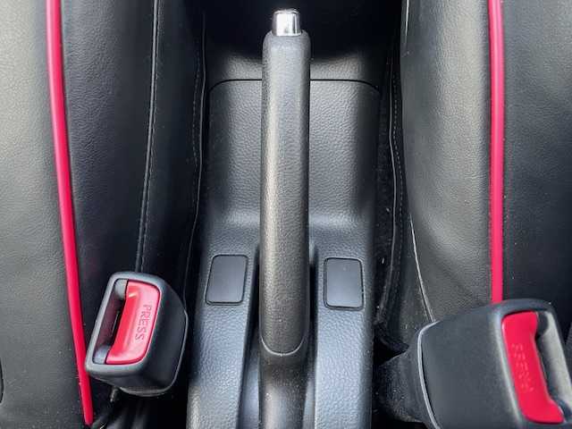 スズキ スイフト スポーツ 青森県 2016(平28)年 5.7万km スーパーブラックパール ワンオーナー/社外ナビ(AVIC-CZ900)/クルーズコントロール/バックカメラ/LEDヘッドライト/ステアリングスイッチ/オートライト/フォグライト/横滑り防止装置/シートカバー/プッシュスタート/新車時保証書/取扱説明書/スペアキー