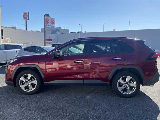 トヨタ ＲＡＶ４ G 千葉県 2020(令2)年 4.2万km センシュアルレッドマイカ 社外ナビ(フルセグTV/BT/SD/DVD/HDMI)/純正18インチアルミホイール/純正フロアマット/純正ドライブレコーダー/クルーズコントロール/前席シートヒーター/ステアリングヒーター/ステアリングスイッチ/ルーフレール/革巻きステアリング/オートリアゲート/オートハイビーム/衝突被害軽減システム/横滑り防止装置/レーンアシスト/6種走行モード/プッシュスタート