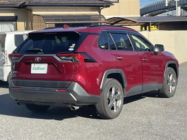 トヨタ ＲＡＶ４ G 千葉県 2020(令2)年 4.2万km センシュアルレッドマイカ 社外ナビ(フルセグTV/BT/SD/DVD/HDMI)/純正18インチアルミホイール/純正フロアマット/純正ドライブレコーダー/クルーズコントロール/前席シートヒーター/ステアリングヒーター/ステアリングスイッチ/ルーフレール/革巻きステアリング/オートリアゲート/オートハイビーム/衝突被害軽減システム/横滑り防止装置/レーンアシスト/6種走行モード/プッシュスタート