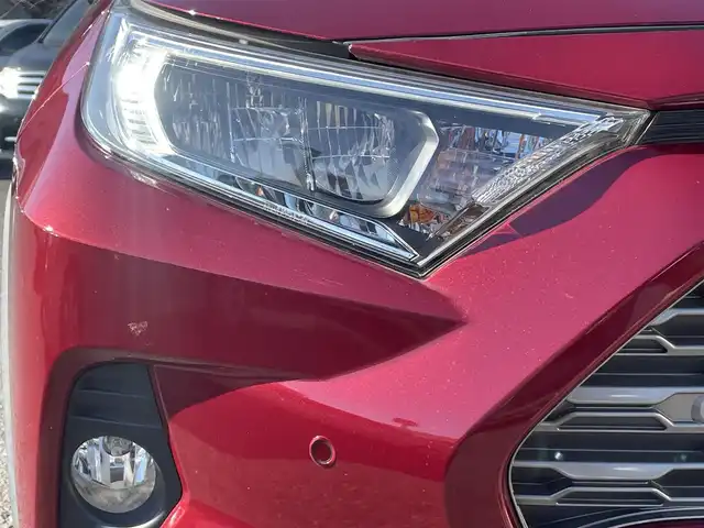 トヨタ ＲＡＶ４ G 千葉県 2020(令2)年 4.2万km センシュアルレッドマイカ 社外ナビ(フルセグTV/BT/SD/DVD/HDMI)/純正18インチアルミホイール/純正フロアマット/純正ドライブレコーダー/クルーズコントロール/前席シートヒーター/ステアリングヒーター/ステアリングスイッチ/ルーフレール/革巻きステアリング/オートリアゲート/オートハイビーム/衝突被害軽減システム/横滑り防止装置/レーンアシスト/6種走行モード/プッシュスタート
