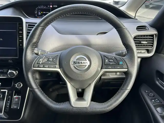 日産 セレナ ハイウェイスター V 福島県 2022(令4)年 2.7万km サンライズオレンジ/ダイヤモンドブラック 純正ナビゲーション/【DVD/SD/HDMI】/アラウンドビューモニター/ドライブレコーダー/ビルトインETC/フリップダウンモニター/プロパイロット/インテリジェントエマージェンシーブレーキ/インテリジェントFCW/インテリジェントBSI/クルーズコントロール/LEDオートライト/LEDフォグランプ/シートバックテーブル/リアドアシェード/社外フロアマット/純正ドアバイザー