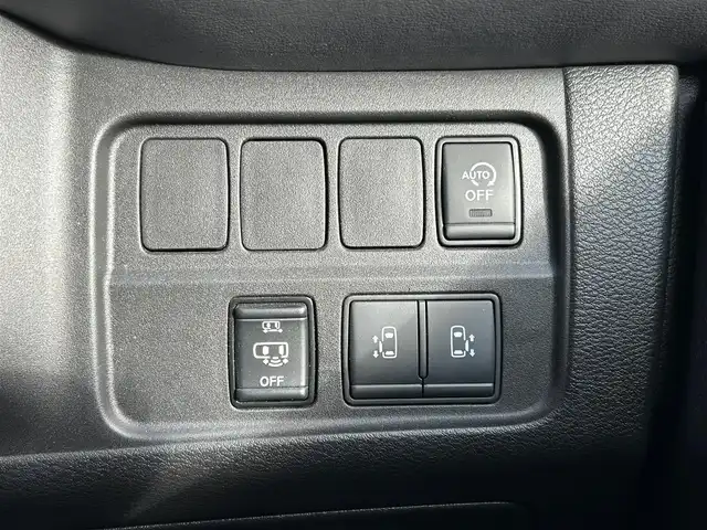 日産 セレナ ハイウェイスター V 福島県 2022(令4)年 2.7万km サンライズオレンジ/ダイヤモンドブラック 純正ナビゲーション/【DVD/SD/HDMI】/アラウンドビューモニター/ドライブレコーダー/ビルトインETC/フリップダウンモニター/プロパイロット/インテリジェントエマージェンシーブレーキ/インテリジェントFCW/インテリジェントBSI/クルーズコントロール/LEDオートライト/LEDフォグランプ/シートバックテーブル/リアドアシェード/社外フロアマット/純正ドアバイザー