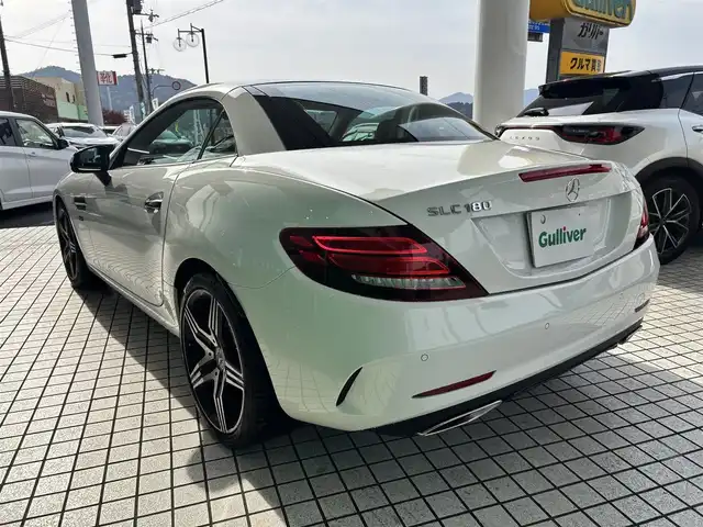 メルセデス・ベンツ ＳＬＣ１８０ スポーツ ファイナルED 京都府 2020(令2)年 2.8万km ポーラホワイト レーダーセーフティパッケージ/・アクティブディスタンスアシストディストロニック/・アクティブブレーキアシスト/・レーンキーピングアシスト/・ブラインドスポットアシスト/純正マルチナビ、地デジ、Bluetooth/ バックカメラ/オートライト/クルーズコントロール/前席シートヒーター/前席パワーシート/運転席メモリーシート/保証書/取扱説明書