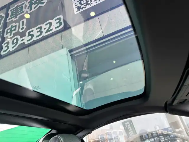 メルセデス・ベンツ ＳＬＣ１８０ スポーツ ファイナルED 京都府 2020(令2)年 2.8万km ポーラホワイト レーダーセーフティパッケージ/・アクティブディスタンスアシストディストロニック/・アクティブブレーキアシスト/・レーンキーピングアシスト/・ブラインドスポットアシスト/純正マルチナビ、地デジ、Bluetooth/ バックカメラ/オートライト/クルーズコントロール/前席シートヒーター/前席パワーシート/運転席メモリーシート/保証書/取扱説明書