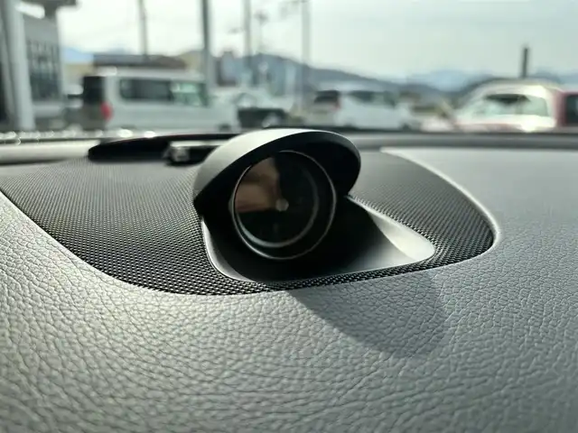 メルセデス・ベンツ ＳＬＣ１８０ スポーツ ファイナルED 京都府 2020(令2)年 2.8万km ポーラホワイト レーダーセーフティパッケージ/・アクティブディスタンスアシストディストロニック/・アクティブブレーキアシスト/・レーンキーピングアシスト/・ブラインドスポットアシスト/純正マルチナビ、地デジ、Bluetooth/ バックカメラ/オートライト/クルーズコントロール/前席シートヒーター/前席パワーシート/運転席メモリーシート/保証書/取扱説明書