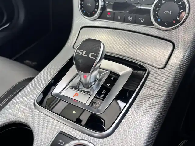 メルセデス・ベンツ ＳＬＣ１８０ スポーツ ファイナルED 京都府 2020(令2)年 2.8万km ポーラホワイト レーダーセーフティパッケージ/・アクティブディスタンスアシストディストロニック/・アクティブブレーキアシスト/・レーンキーピングアシスト/・ブラインドスポットアシスト/純正マルチナビ、地デジ、Bluetooth/ バックカメラ/オートライト/クルーズコントロール/前席シートヒーター/前席パワーシート/運転席メモリーシート/保証書/取扱説明書