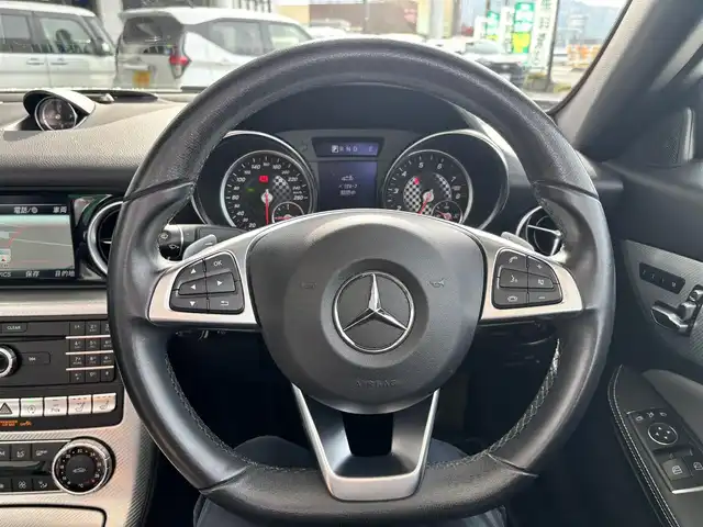 メルセデス・ベンツ ＳＬＣ１８０ スポーツ ファイナルED 京都府 2020(令2)年 2.8万km ポーラホワイト レーダーセーフティパッケージ/・アクティブディスタンスアシストディストロニック/・アクティブブレーキアシスト/・レーンキーピングアシスト/・ブラインドスポットアシスト/純正マルチナビ、地デジ、Bluetooth/ バックカメラ/オートライト/クルーズコントロール/前席シートヒーター/前席パワーシート/運転席メモリーシート/保証書/取扱説明書