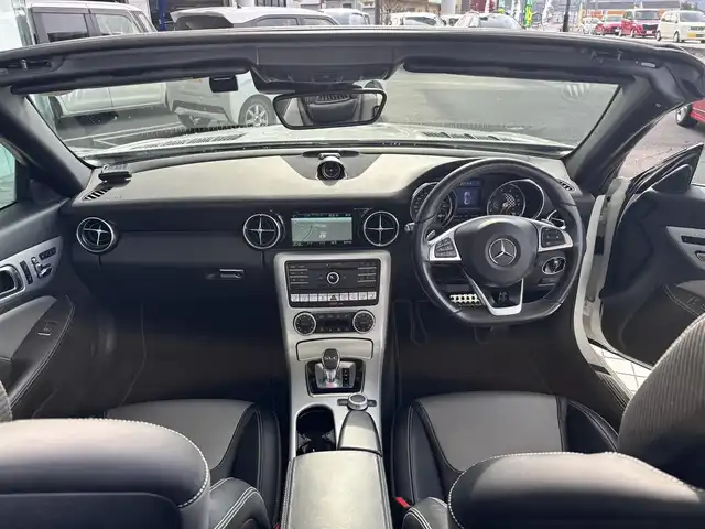 メルセデス・ベンツ ＳＬＣ１８０ スポーツ ファイナルED 京都府 2020(令2)年 2.8万km ポーラホワイト レーダーセーフティパッケージ/・アクティブディスタンスアシストディストロニック/・アクティブブレーキアシスト/・レーンキーピングアシスト/・ブラインドスポットアシスト/純正マルチナビ、地デジ、Bluetooth/ バックカメラ/オートライト/クルーズコントロール/前席シートヒーター/前席パワーシート/運転席メモリーシート/保証書/取扱説明書