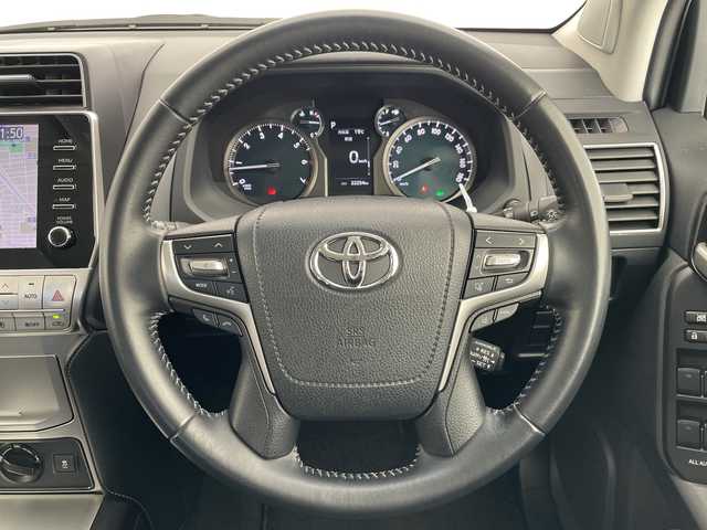 トヨタ ランドクルーザー プラド TX Lパッケージ マットブラED 愛知県 2023(令5)年 2.3万km ブラック トヨタセーフティセンス/純正9型ディスプレイオーディオナビ/全方位カメラ/サンルーフ/レーダークルーズコントロール/シートヒーター/エアシート/バックカメラ/パワーシート/コーナーセンサー/純正アルミホイール/ルーフレール/ETC2.0/ブラインドスポットモニター/LEDヘッドライト/オートマチックハイビーム/ドライブレコーダー/衝突軽減システム/フルセグ/Bluetooth/ステアリングスイッチ/スマートキー/プッシュスタート