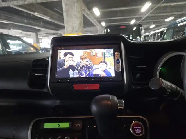 ホンダ Ｎ ＢＯＸ G ターボ Lパッケージ 長崎県 2014(平26)年 6.5万km スマートブラック ワンオーナー/純正ナビ/ワンセグTV/両側パワースライドドア/バックカメラ/ビルトインETC/ドライブレコーダー/クルーズコントロール/ターボ/純正オプHIDヘッドランプ/オートライト/革巻きステアリング/ステアリングスイッチ/パドルシフト/後席チップアップシート/純正14インチアルミホイール/スマートキー/プッシュエンジンスタート/禁煙車