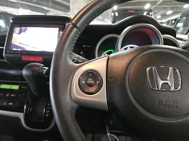 ホンダ Ｎ ＢＯＸ G ターボ Lパッケージ 長崎県 2014(平26)年 6.5万km スマートブラック ワンオーナー/純正ナビ/ワンセグTV/両側パワースライドドア/バックカメラ/ビルトインETC/ドライブレコーダー/クルーズコントロール/ターボ/純正オプHIDヘッドランプ/オートライト/革巻きステアリング/ステアリングスイッチ/パドルシフト/後席チップアップシート/純正14インチアルミホイール/スマートキー/プッシュエンジンスタート/禁煙車