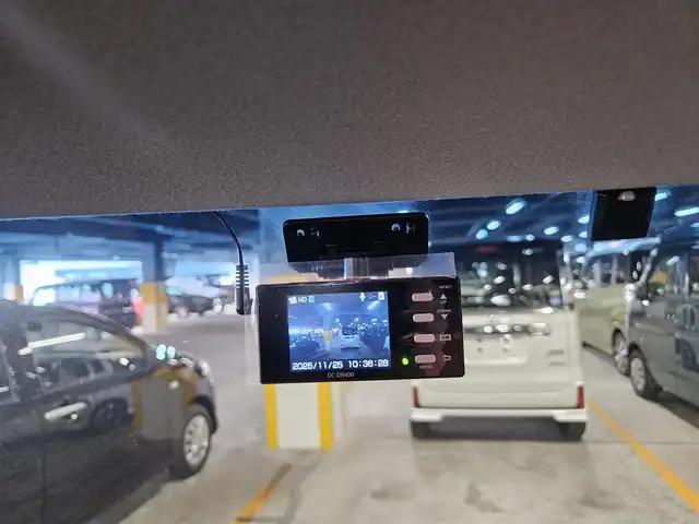 ホンダ Ｎ ＢＯＸ G ターボ Lパッケージ 長崎県 2014(平26)年 6.5万km スマートブラック ワンオーナー/純正ナビ/ワンセグTV/両側パワースライドドア/バックカメラ/ビルトインETC/ドライブレコーダー/クルーズコントロール/ターボ/純正オプHIDヘッドランプ/オートライト/革巻きステアリング/ステアリングスイッチ/パドルシフト/後席チップアップシート/純正14インチアルミホイール/スマートキー/プッシュエンジンスタート/禁煙車