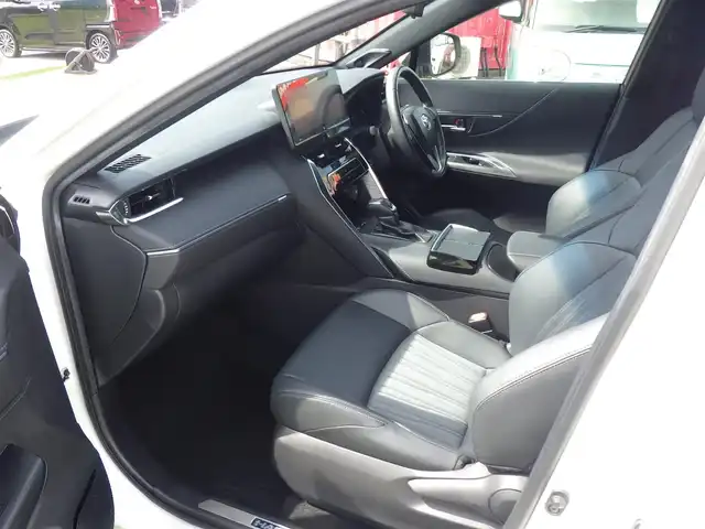 トヨタ ハリアー ハイブリッド G 千葉県 2020(令2)年 6.2万km ホワイトパールクリスタルシャイン Toyota Safety Sense/・プリクラッシュセーフティ/・レーンディパーチャーアラート/・オートハイビーム/・レーダークルーズコントロール/パワーバックドア/デジタルインナーミラー/純正コネクティッドナビ/地デジTV/【Bluetooth接続】/バックカメラ/JBLサウンド/ハーフレザーシート/運転席パワーシート/革巻きステアリング/ステアリングスイッチ/ETC/LEDヘッドライト/純正18インチアルミホイル/サイド/カーテンエアバッグ/スマートキー