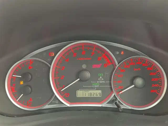 スバル インプレッサ ＷＲＸ STi 石川県 2010(平22)年 11.9万km WRブルーマイカ 登録時118269Km/ナビ/（AM・FM・HDDmusic・CD・DVD）/スペアキー　/バックカメラ　/パワステ　/横すべり防止　/ＨＩＤライト　/フォグライト　/電動格納ミラー　/純正フロアマット　/ワンセグＴＶ　/プッシュスタート　/ＥＴＣ　/保証書　/取説