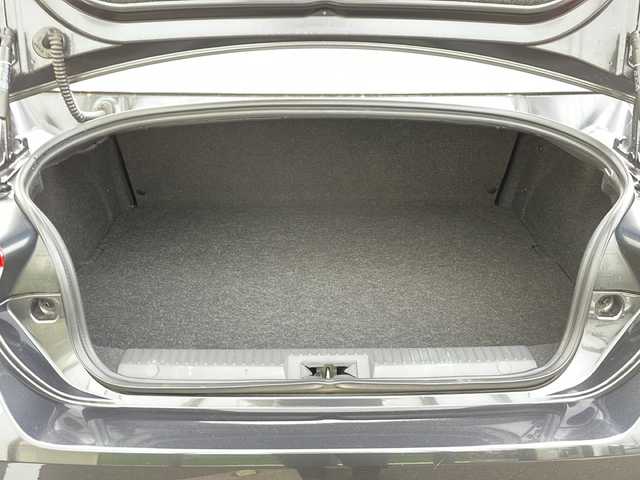 トヨタ ８６ GT リミテッド ブラックPKG 岐阜県 2018(平30)年 6万km ダークグレーメタリック 純正ＳＤナビ　/フルセグテレビ　/ＥＴＣ２．０　/クルコン　/バックカメラ　/コーナーセンサー前後　/オートライト　/エアバッグＷ＋サイド　/ＬＥＤヘッドライト　/スマートキー　/ＭＴモード付ＡＴ　/プッシュスタート/レザーシート/シートヒーターD＋N席/純正アルミホイール/ABS/横滑り防止装置/CDチェンジャー/AAC/レッドキャリパー/リヤウイング