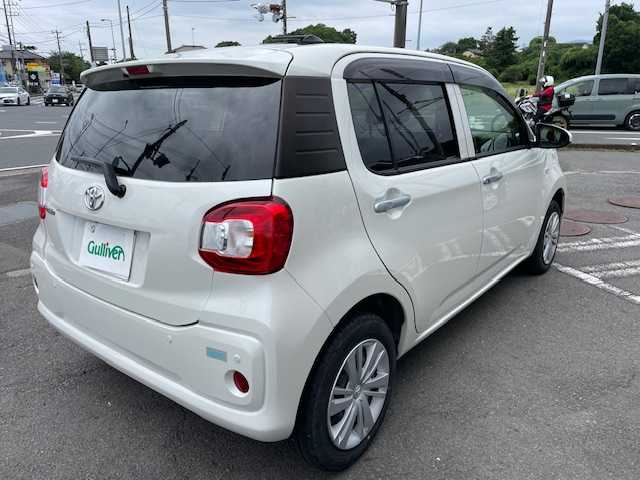 トヨタ パッソ X Lパッケージ 神奈川県 2023(令5)年 0.9万km パールホワイトⅢ 保証書/取扱説明書/純正メモリナビ/（AM/FM/BT/DVD/SD/CD/フルセグTV）/セーフティーアシストIII/オートハイビーム/LEDヘッドライト/オートライト/アイドリングストップ/ドラレコ/コーナーセンサー/バックカメラ/AAC