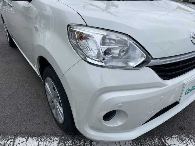 トヨタ パッソ X Lパッケージ 神奈川県 2023(令5)年 0.9万km パールホワイトⅢ 保証書/取扱説明書/純正メモリナビ/（AM/FM/BT/DVD/SD/CD/フルセグTV）/セーフティーアシストIII/オートハイビーム/LEDヘッドライト/オートライト/アイドリングストップ/ドラレコ/コーナーセンサー/バックカメラ/AAC