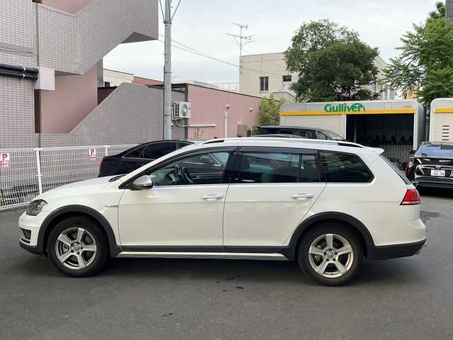 フォルクスワーゲン ゴルフ オールトラック TSI 4 モーション アップグレード PKG 道央・札幌 2016(平28)年 6.8万km パール 純正ナビ(FM/AM。BT、CD、DVD、SD)/純正ドアバイザー/ETC/オートライト/バックカメラ/積み込みタイヤ(サマータイヤ)/ドラレコ前後/横滑り防止/プッシュスタート