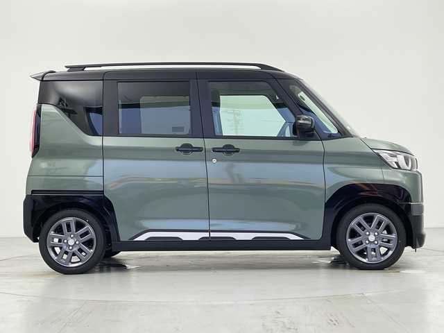 三菱 デリカミニ T プレミアム 愛知県 2025(令7)年 0.1千km 緑 純正9型ディスプレイオーディオ/AppleCarPlay/Android Auto/アラウンドビューモニター/e-Assist/衝突軽減ブレーキシステム/踏み間違い防止アシスト/オートハイビーム/ふらつき警報/前方衝突予測警報/標識認識システム/先行車発進のお知らせ/後側車両検知警報システム/後側衝突防止支援/純正アルミホイール/LEDヘッドライト/ハーフレザーシート/シートヒーター/クリアランスソナー/スマートキー/プッシュスタート/両側パワースライドドア/デジタルインナーミラー