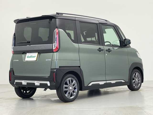 三菱 デリカミニ T プレミアム 愛知県 2025(令7)年 0.1千km 緑 純正9型ディスプレイオーディオ/AppleCarPlay/Android Auto/アラウンドビューモニター/e-Assist/衝突軽減ブレーキシステム/踏み間違い防止アシスト/オートハイビーム/ふらつき警報/前方衝突予測警報/標識認識システム/先行車発進のお知らせ/後側車両検知警報システム/後側衝突防止支援/純正アルミホイール/LEDヘッドライト/ハーフレザーシート/シートヒーター/クリアランスソナー/スマートキー/プッシュスタート/両側パワースライドドア/デジタルインナーミラー