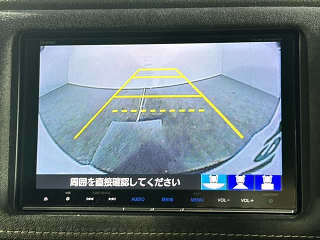 ホンダ ヴェゼル ハイブリッド RS ホンダセンシング 沖縄県 2016(平28)年 9.2万km ホワイトオーキッドパール 禁煙車/純正8インチナビ/【CD/DVD/フルセグTV/BT】/バックカメラ/ETC/ステアリングリモコン/レーダークルーズコントロール/パドルシフト/ハーフレザー/衝突被害軽減ブレーキ/レーンキープアシスト/横滑り防止装置/１８インチ純正アルミ/LEDヘッドライト/オートライト/スマートキー