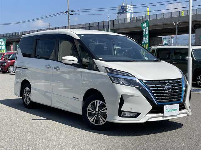 日産 セレナ e－パワー ハイウェイスター V 石川県 2020(令2)年 7.1万km ブリリアントホワイトパール 純正10型ナビ/フルセグTV/アラウンドビューモニター/LEDヘッドライト/ETC/インテリキー/プッシュスタート/両側パワースライドドア/エマージェンシーブレーキ/純正アルミホイール/オートライト/クリアランスソナー