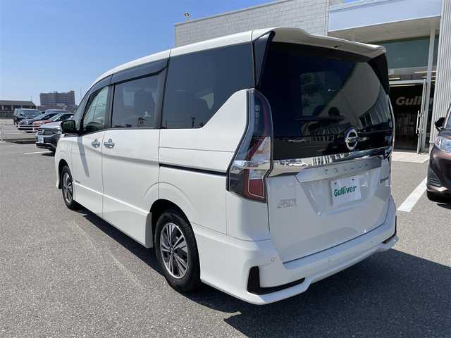日産 セレナ e－パワー ハイウェイスター V 石川県 2020(令2)年 7.1万km ブリリアントホワイトパール 純正10型ナビ/フルセグTV/アラウンドビューモニター/LEDヘッドライト/ETC/インテリキー/プッシュスタート/両側パワースライドドア/エマージェンシーブレーキ/純正アルミホイール/オートライト/クリアランスソナー