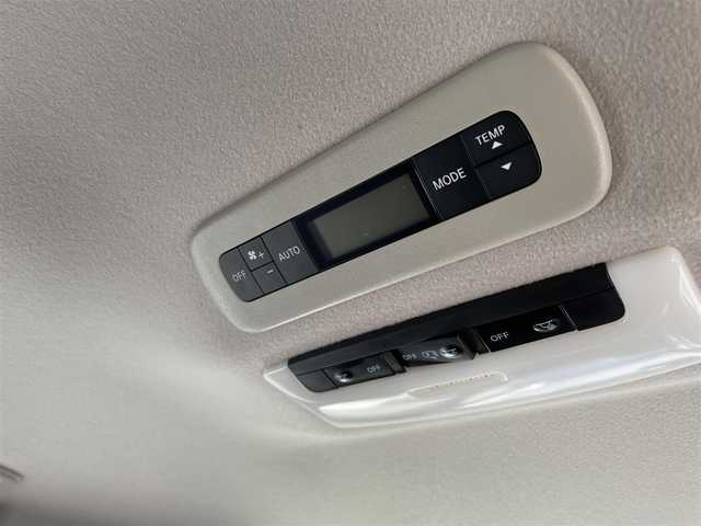 日産 セレナ e－パワー ハイウェイスター V 石川県 2020(令2)年 7.1万km ブリリアントホワイトパール 純正10型ナビ/フルセグTV/アラウンドビューモニター/LEDヘッドライト/ETC/インテリキー/プッシュスタート/両側パワースライドドア/エマージェンシーブレーキ/純正アルミホイール/オートライト/クリアランスソナー