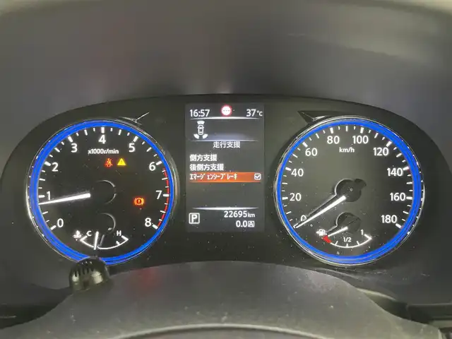 日産 エルグランド 250HWS S アーバンクロム 岡山県 2022(令4)年 2.3万km 黒 サンルーフ /純正10インチナビ　MM522D-L/地デジ/BT/CD/DVD/Blu-ray/純正11インチフリップダウンモニター/アラウンドビューモニター/エマージェンシーブレーキ/レーダークルーズコントロール/ハーフレザーシート /BSM/両側パワースライドドア/デジタルインナーミラー/ビルトインETC/純正ドラレコ /電動リアゲート/オットマン/純正フロアマット/レーンアシスト/LEDヘッドライト/オートハイビーム/プッシュスタート /スマートキー/新車保証書