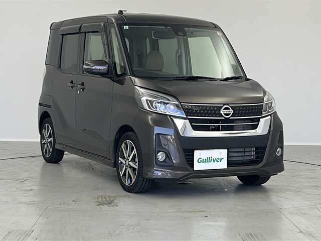 日産 デイズ ルークス HWS X Vセレクション 茨城県 2019(令1)年 1.9万km アッシュブラウンM 純正ナビ　フルセグＴＶ　全周囲カメラ　両側電動スライドドア　衝突軽減ブレーキ　ドライブレコーダー　ＥＴＣ　ＬＥＤライト　オートハイビーム　車線逸脱警報装置　スマートキー　純正アルミホイール　禁煙車
