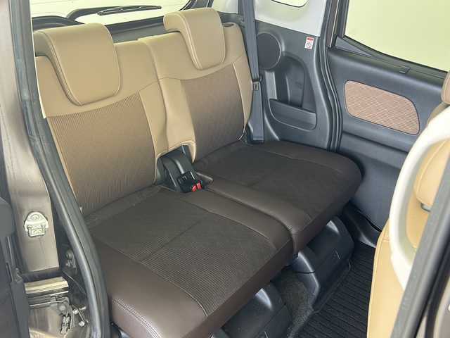 日産 デイズ ルークス HWS X Vセレクション 茨城県 2019(令1)年 1.9万km アッシュブラウンM 純正ナビ　フルセグＴＶ　全周囲カメラ　両側電動スライドドア　衝突軽減ブレーキ　ドライブレコーダー　ＥＴＣ　ＬＥＤライト　オートハイビーム　車線逸脱警報装置　スマートキー　純正アルミホイール　禁煙車