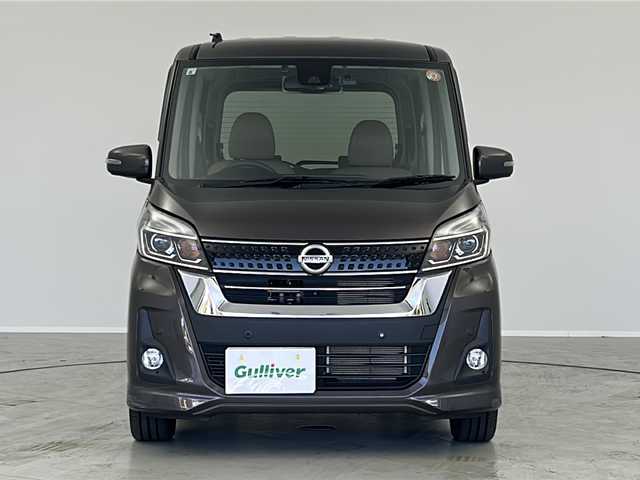 日産 デイズ ルークス HWS X Vセレクション 茨城県 2019(令1)年 1.9万km アッシュブラウンM 純正ナビ　フルセグＴＶ　全周囲カメラ　両側電動スライドドア　衝突軽減ブレーキ　ドライブレコーダー　ＥＴＣ　ＬＥＤライト　オートハイビーム　車線逸脱警報装置　スマートキー　純正アルミホイール　禁煙車