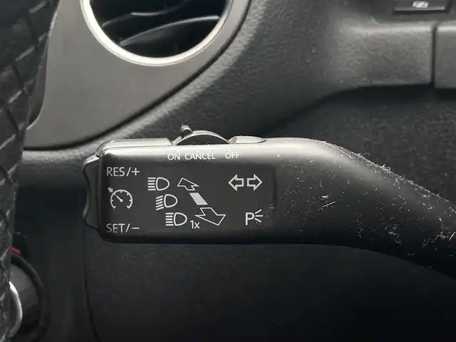 フォルクスワーゲン ティグアン ライストン 和歌山県 2011(平23)年 5.5万km 白 社外ナビ/バックカメラ/ETC/Ｄ席パワーシート/前席ヒーター/クルコン/電格ミラー