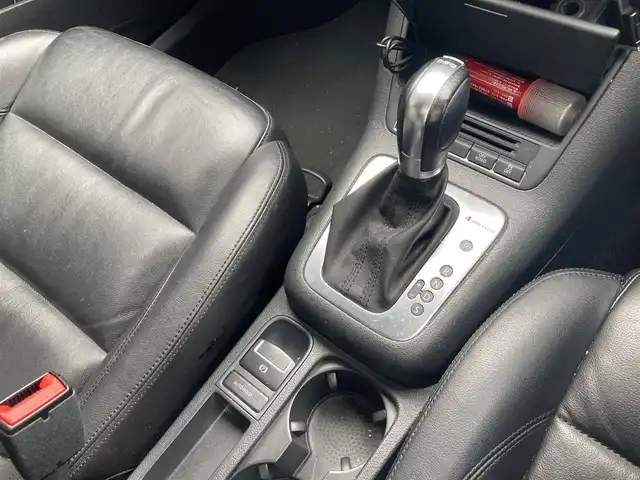 フォルクスワーゲン ティグアン ライストン 和歌山県 2011(平23)年 5.5万km 白 社外ナビ/バックカメラ/ETC/Ｄ席パワーシート/前席ヒーター/クルコン/電格ミラー