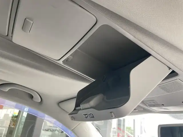 フォルクスワーゲン ティグアン ライストン 和歌山県 2011(平23)年 5.5万km 白 社外ナビ/バックカメラ/ETC/Ｄ席パワーシート/前席ヒーター/クルコン/電格ミラー