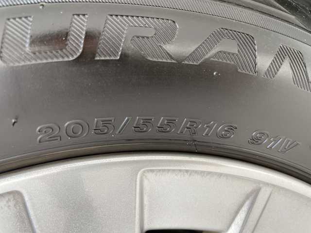 スバル インプレッサ スポーツ 1．6i－L アイサイト 愛知県 2018(平30)年 2.1万km クリスタルホワイトP 純正8型ナビ/レーダークルーズコントロール/バックカメラ/コーナーセンサー/パドルシフト/オートライト/ＥＴＣ/衝突軽減システム/フルセグ/CD DVD/Bluetooth/ステアリングスイッチ