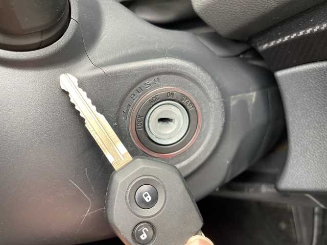 スバル インプレッサ スポーツ 1．6i－L アイサイト 愛知県 2018(平30)年 2.1万km クリスタルホワイトP 純正8型ナビ/レーダークルーズコントロール/バックカメラ/コーナーセンサー/パドルシフト/オートライト/ＥＴＣ/衝突軽減システム/フルセグ/CD DVD/Bluetooth/ステアリングスイッチ