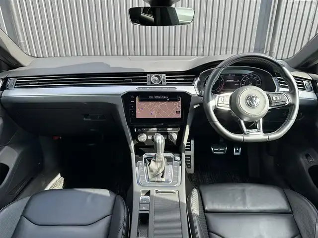 フォルクスワーゲン アルテオン TSI 4モーション Rラインアドバンス 福島県 2019(平31)年 5.6万km オリックスホワイトパールエフェクト ワンオーナー/４WD/純正ナビ(CD/DVD/BT/SD/AUX/USB)/フルセグTV/バック　360°カメラ/ETC2.0/黒ハーフレザーシート/シートヒーター/パワーシート/パワーバックドア/前後ドライブレコーダー/ステアリングスイッチ/アダプティブクルーズコントロール/純正20AW/純正フロアマット/保証書/取扱説明書/スペアキー