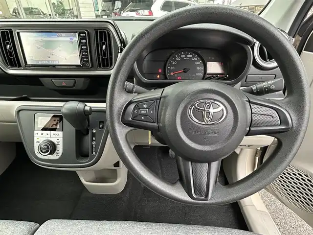トヨタ パッソ X Lパッケージ 奈良県 2022(令4)年 1.1万km キナコメタリック 1オーナー/純正ディーラーナビ(NSCN-W68)/BT/TV/CD/SD/AUX//衝突軽減システム/アラウンドビューカメラ/コーナーセンサー/横滑り防止装置/バックカメラ/ETC2.0/ドラレコ/アイドリングストップ/オートLEDライト/保証書・スペアキー付