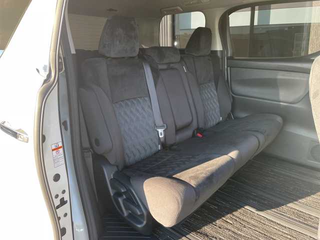 トヨタ アルファード S 愛知県 2019(平31)年 4.7万km ホワイトパールクリスタルシャイン 純正9型ナビ/フリップダウンモニター/両側パワースライドドア/レーダークルーズコントロール/バックカメラ/コーナーセンサー/純正アルミホイール/ブラインドスポットモニター/LEDヘッドライト/インテリジェントミラー/オートマチックハイビーム/ETC/衝突軽減システム/フルセグ/CD DVD/Bluetooth/ステアリングスイッチ/スマートキー/プッシュスタート