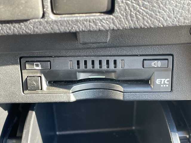 トヨタ アルファード S 愛知県 2019(平31)年 4.7万km ホワイトパールクリスタルシャイン 純正9型ナビ/フリップダウンモニター/両側パワースライドドア/レーダークルーズコントロール/バックカメラ/コーナーセンサー/純正アルミホイール/ブラインドスポットモニター/LEDヘッドライト/インテリジェントミラー/オートマチックハイビーム/ETC/衝突軽減システム/フルセグ/CD DVD/Bluetooth/ステアリングスイッチ/スマートキー/プッシュスタート