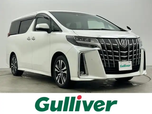 トヨタ アルファード S Cパッケージ 岡山県 2022(令4)年 3.2万km ホワイトパールクリスタルシャイン 純正9インチメモリナビ/（CD/DVD/BT/USB/AppleCarplay/AndroidAuto/フルセグ/テレビキャンセラー）/バックカメラ/純正12.1インチフリップダウンモニター(V12T-R68C)/純正ビルトインETC2.0/100V充電/プリクラッシュセーフティ/クリアランスソナー/レーントレーシングアシスト/リアクロストラフィックアラート/ロードサインアシスト/ブラインドスポットモニター/デジタルインナーミラー/前後ドライブレコーダー/両側パワースライドドア/電動格納ウィンカーミラー/ドアバイザー/ロールサンシェード/LEDヘッドライト/オートマチックハイビーム/フロントフォグランプ/純正18インチアルミホイール/革シート/運転席メモリ付きパワーシート/シートヒーター/シートベンチレーション/パワーバックドア/エンジンスターター