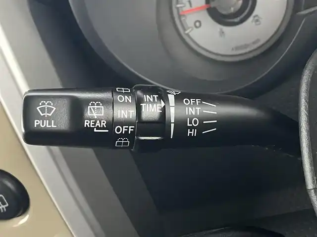 トヨタ ＦＪクルーザー カラーパッケージ 滋賀県 2016(平28)年 8.1万km ベージュ/ホワイト 社外SDナビ/・フルセグTV/FM/AM/Bluetooth/・CD/DVD/SD/USB/HDMI/バックカメラ/ETC/革巻きステアリング/サイドステップ/背面スペアタイヤ/マッドガード/クリアランスソナー/クルーズコントロール/横滑り防止装置/RRデフロック/リモコンキー/スペアキー/純正フロアマット